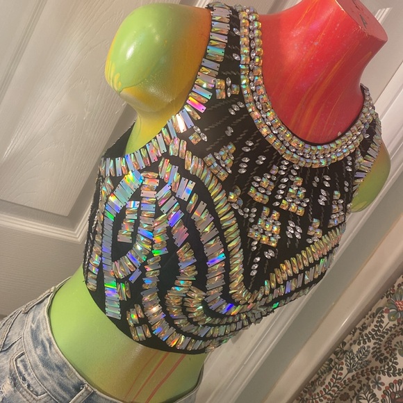 Bebe Show Stopper Sequin Sleeveless Crop Top - Picture 4 of 15